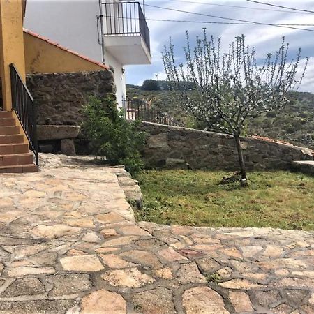 Navasequilla Casa Sierra De Gredos 게스트하우스 외부 사진