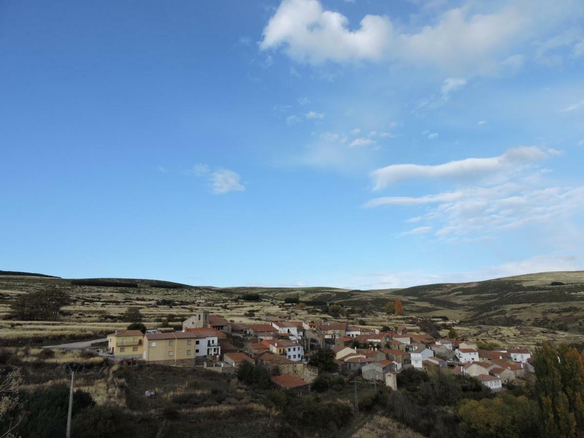 Navasequilla Casa Sierra De Gredos 게스트하우스 외부 사진