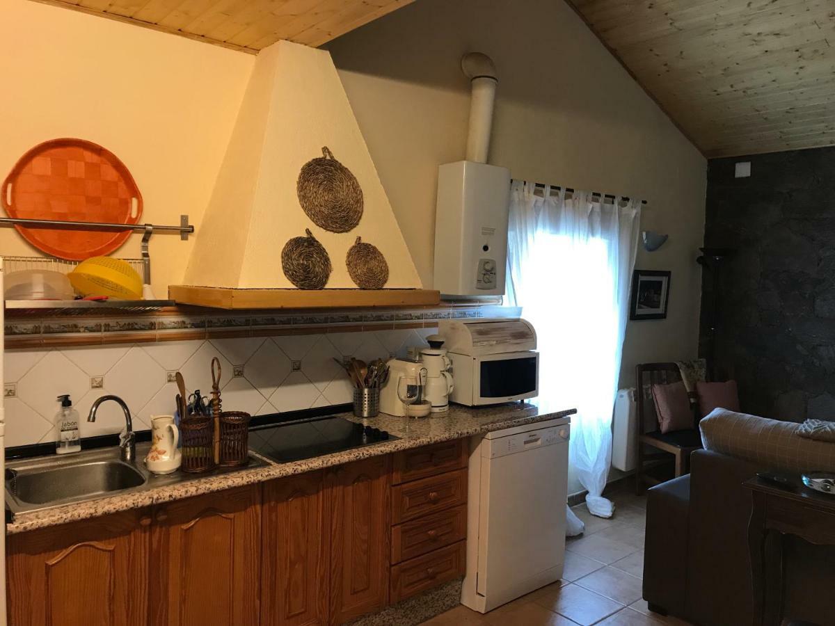 Navasequilla Casa Sierra De Gredos 게스트하우스 외부 사진