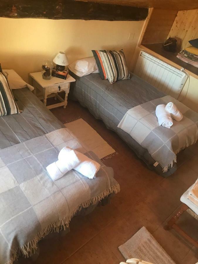 Navasequilla Casa Sierra De Gredos 게스트하우스 외부 사진